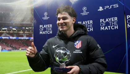 巴萨欢迎阿尔瓦雷斯表态但设1亿欧转会费上限|巴塞罗那|马竞|托特纳姆热刺|马德里竞技|球员_新浪体育_新浪新闻