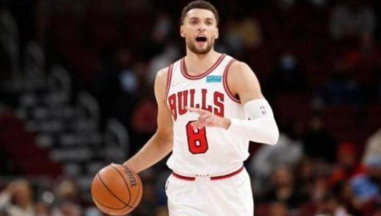 斗球体育直播在线观看-今夏静静等待顶薪续约 拉文将谨慎对待膝盖伤病