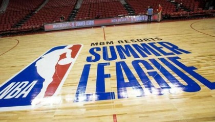 斗球体育直播在线观看-夏联决战即将拉开战幕 绿军or国王谁能最终问鼎？