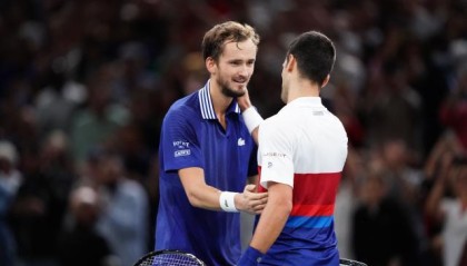 斗球体育直播在线观看-巴黎阻“德”失败不丢信心 梅德维德夫仍是最强对手